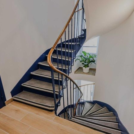 Newly Renovated Appartements Residence Republique Paris Bagian luar foto