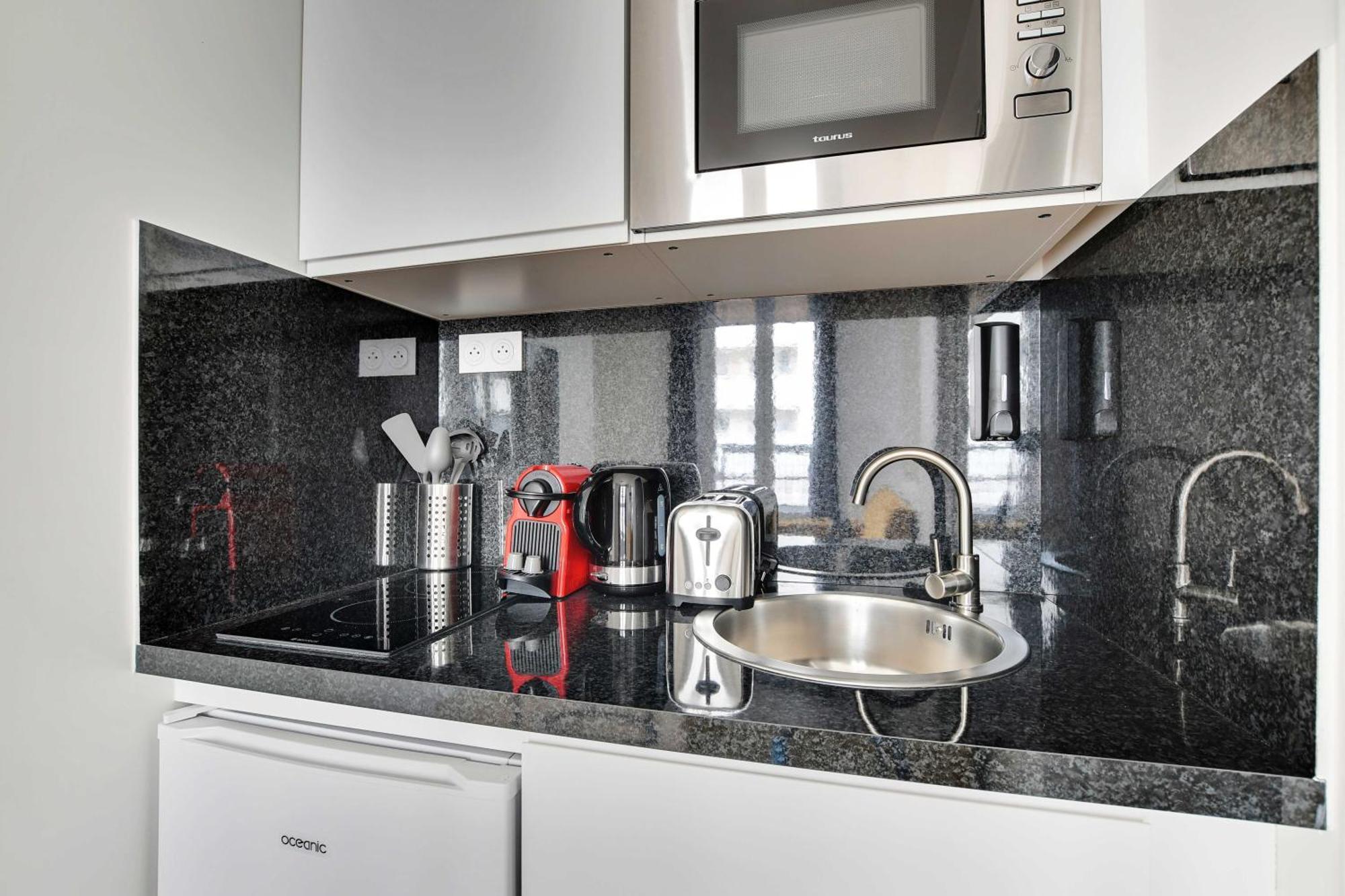Newly Renovated Appartements Residence Republique Paris Bagian luar foto
